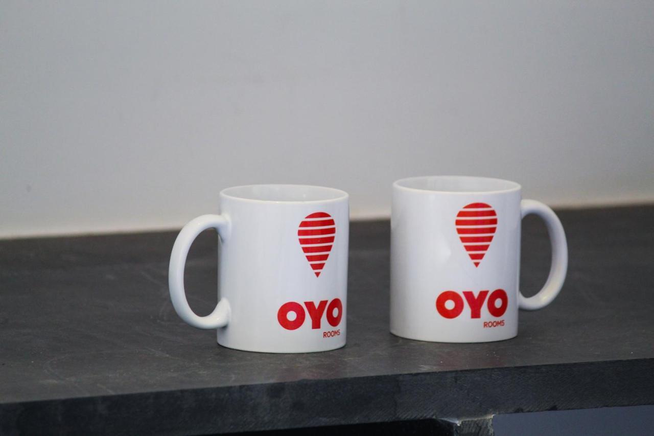 Oyo 8110 Nstay 31 Gurgaon Luaran gambar